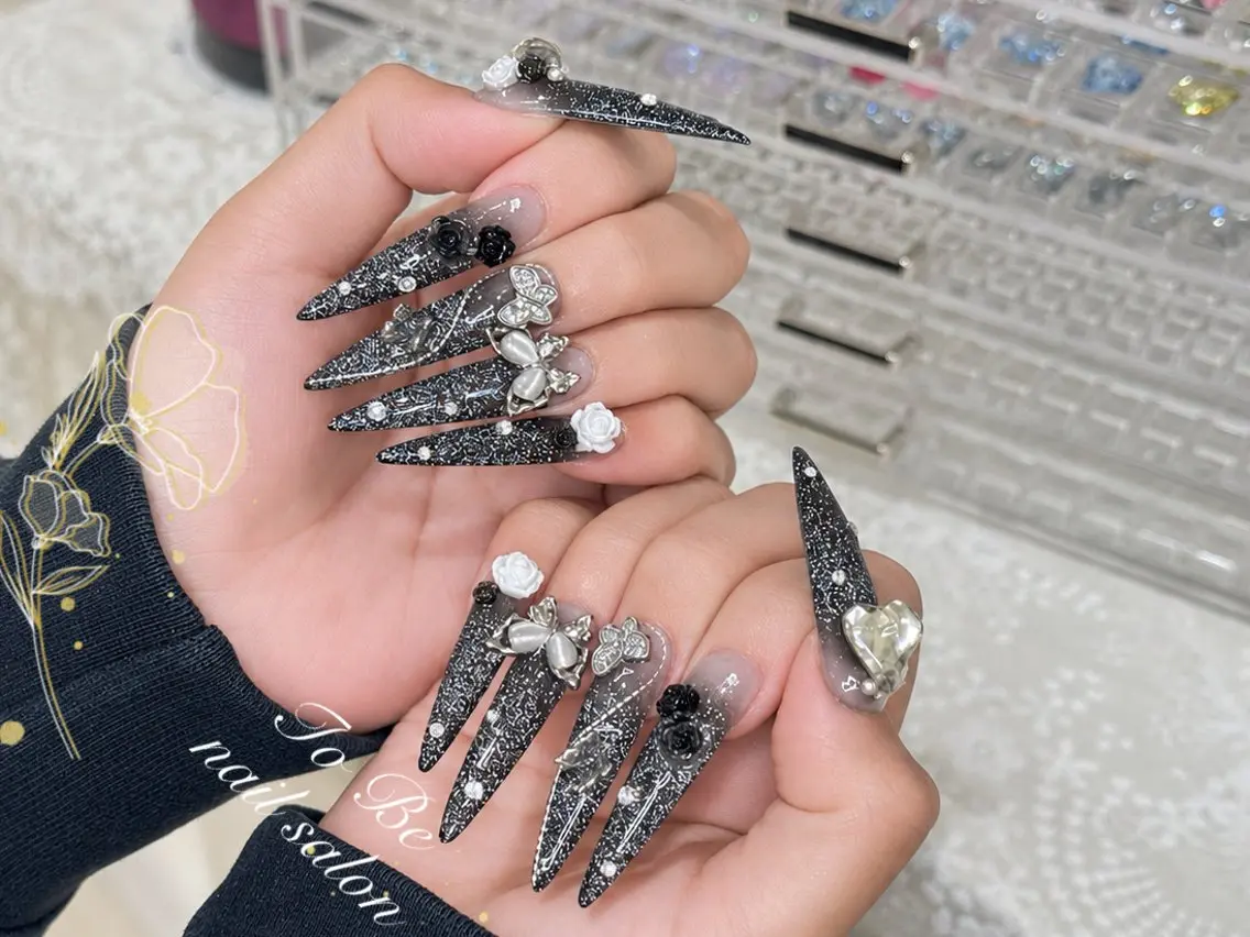 ロング ハンドネイル Nail Salon To Be珈月のネイルデザイン