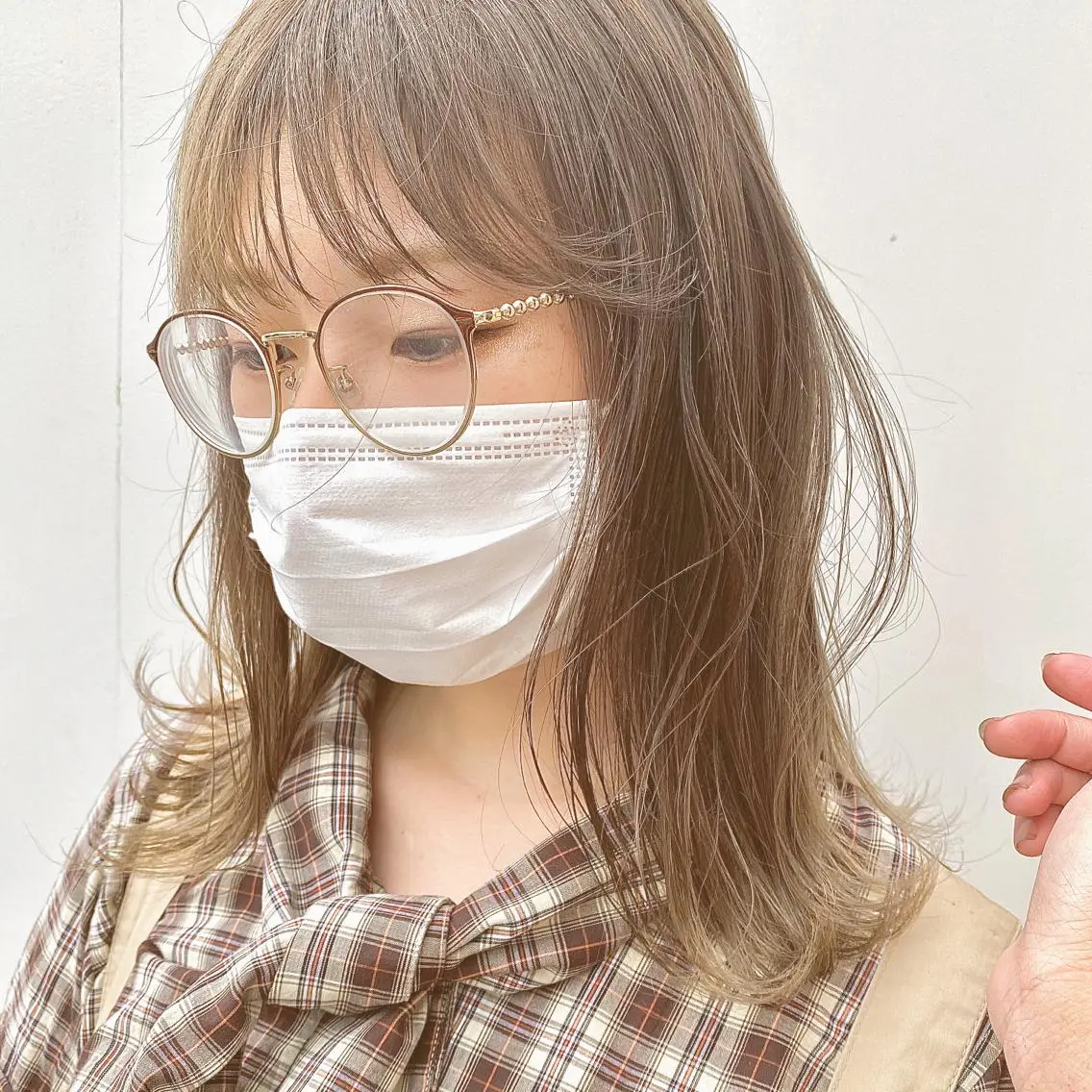 セミロング カラー 大野 あさみのヘアスタイル