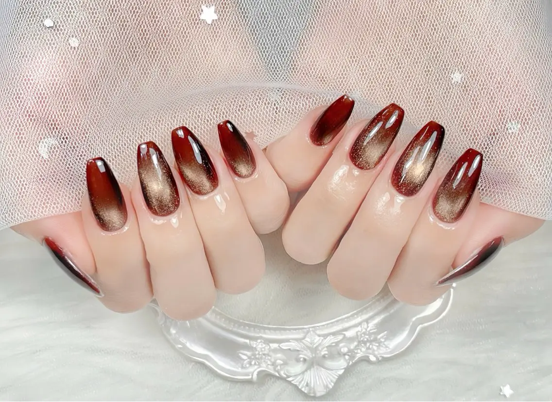 ネイル チークネイル 長さ出し フレンチネイル ジェルネイル グラデーション ハンドネイル THANHTHANH NAILのネイルデザイン