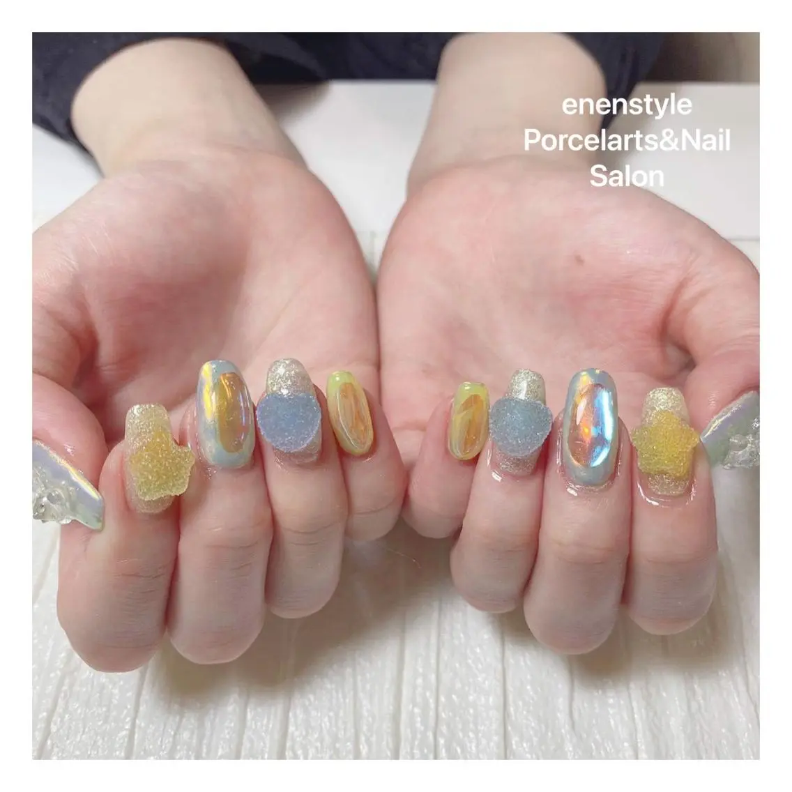 ミディアム ネイル 🐾enen style 🐾のネイルデザイン