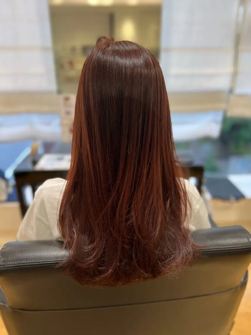 カラー ブラウンカラー レッドカラー 鈴木 愛華のヘアスタイル