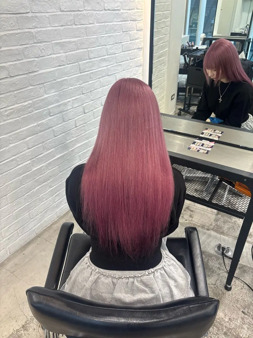 ロング カラー ダブルカラー エクステ ヘアカラー エクステ レイヤー sala 推しカラー職人🎀のヘアスタイル