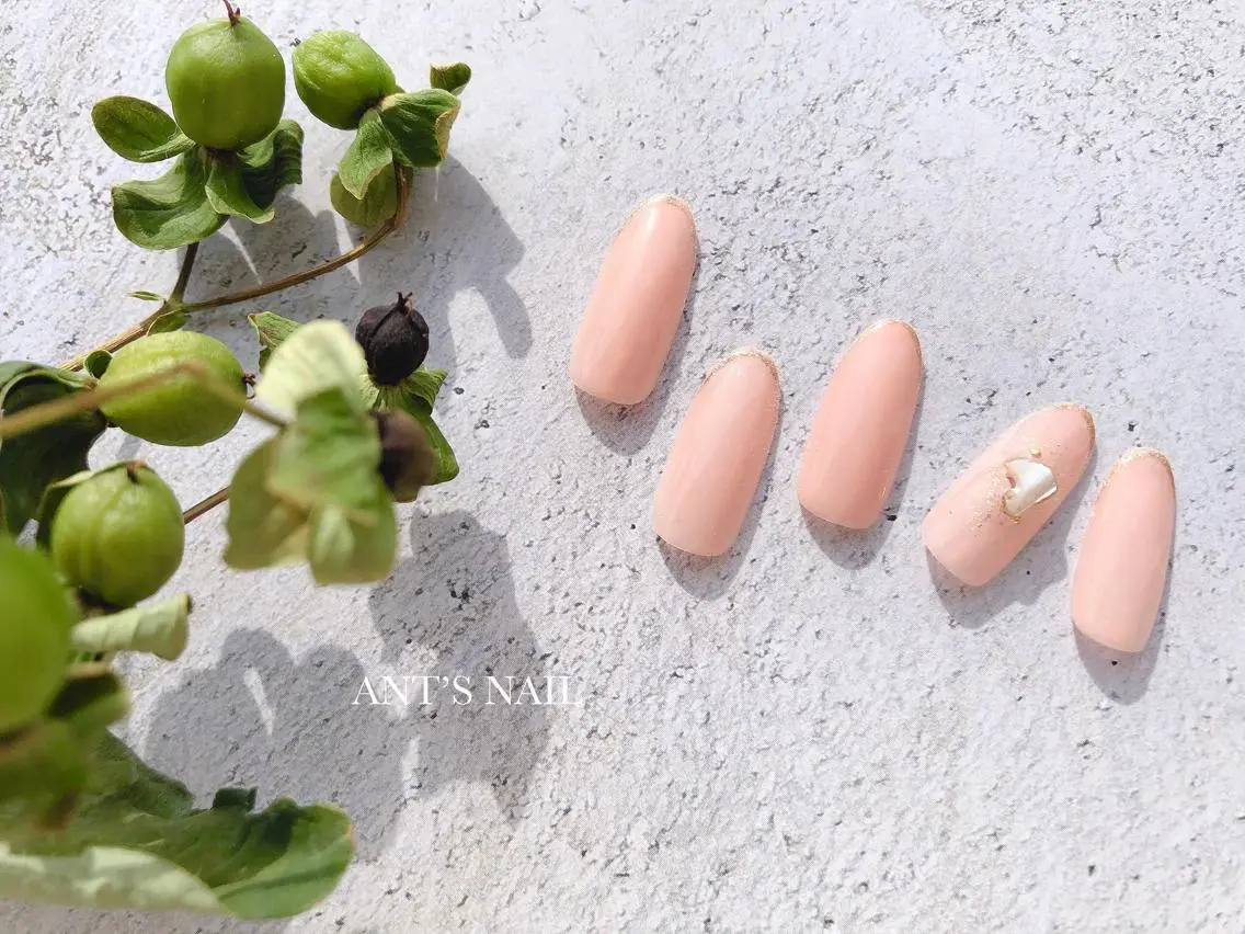ネイル ニュアンスネイル ANT'S NAILのネイルデザイン