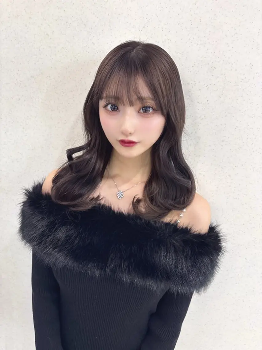ミディアム 顔周りカット カット ヘアカラー トリートメント 🤍YUKI 韓国 艶髪 🤍のヘアスタイル