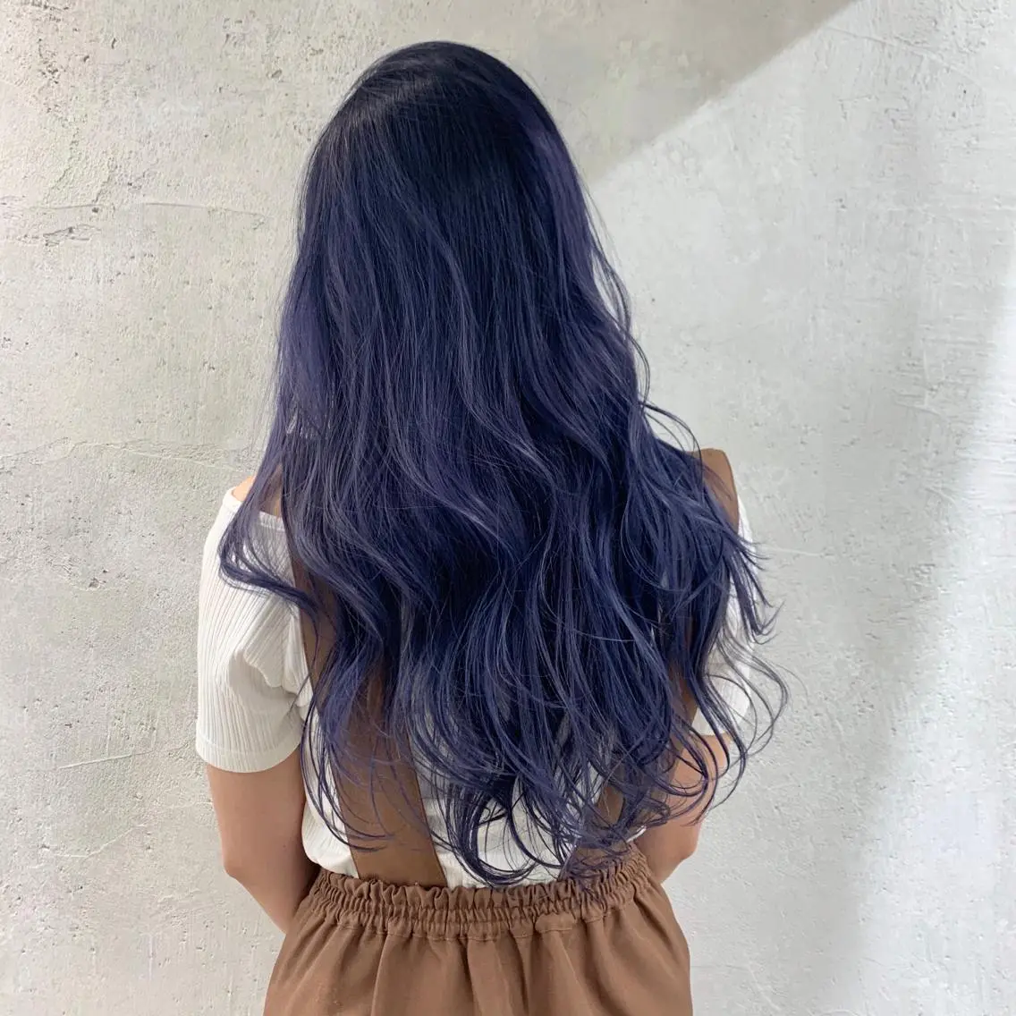 ロング ヘアカラー 及川シゲル 髪質改善講師のヘアスタイル