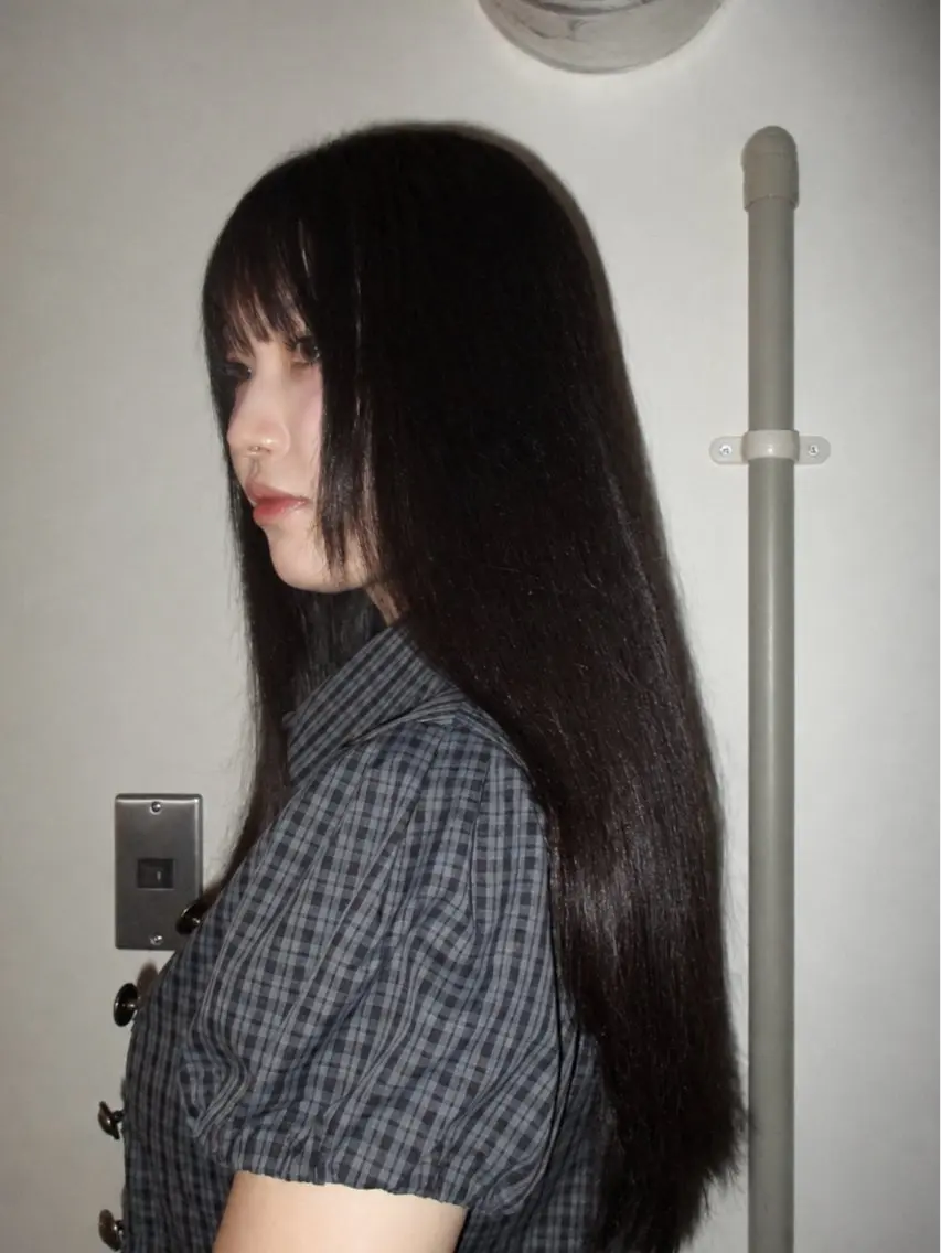 ロング カラー 井田 雛のヘアスタイル