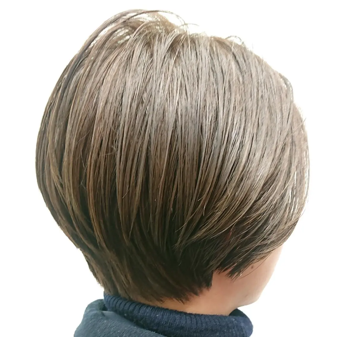 ショート カラー ハンサムショート ベージュカラー オリーブベージュ ショートヘア カット ヘアカラー 30.40代大人 ショート✨️井上雄輝のヘアスタイル