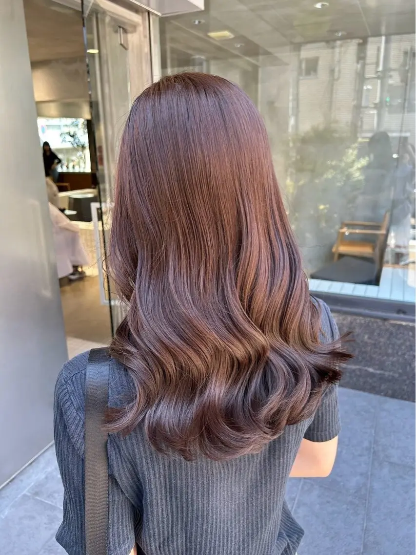ロング カラー 末政 李椛のヘアスタイル