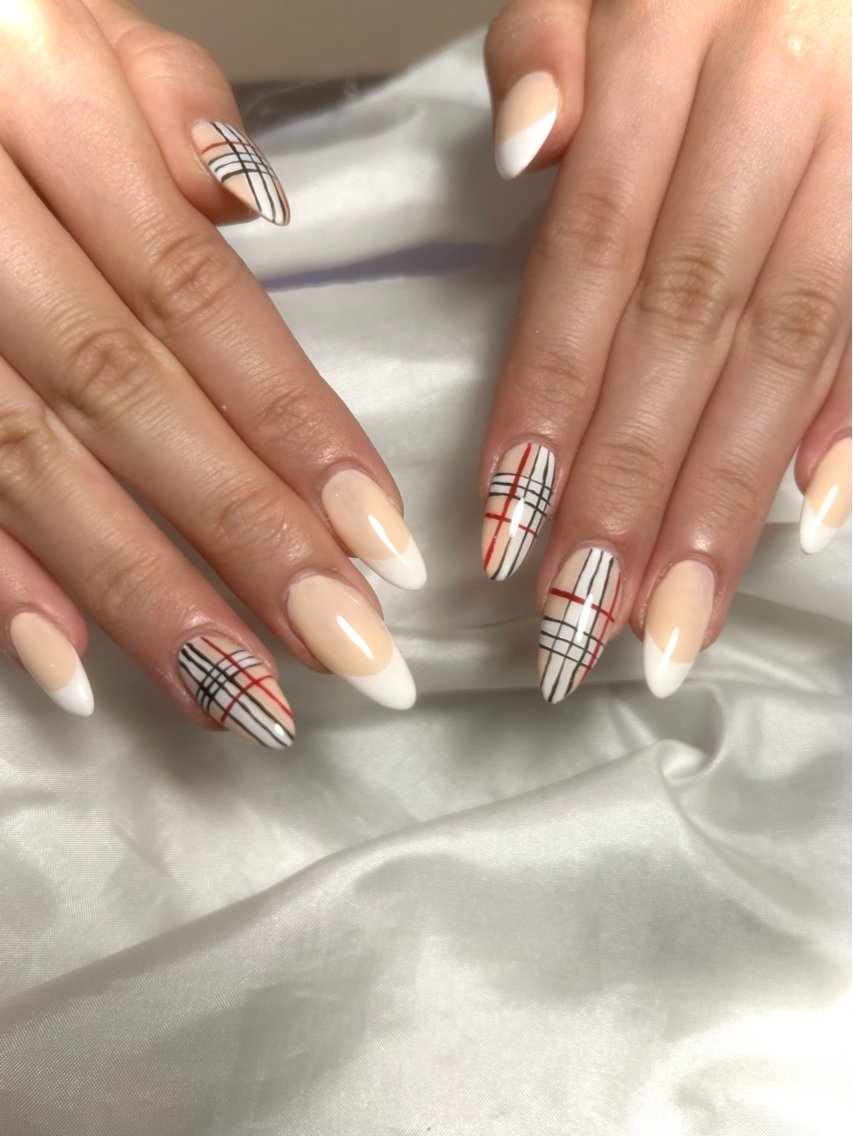 ロング ハンドネイル pas á pas 🩵💛minoriのネイルデザイン