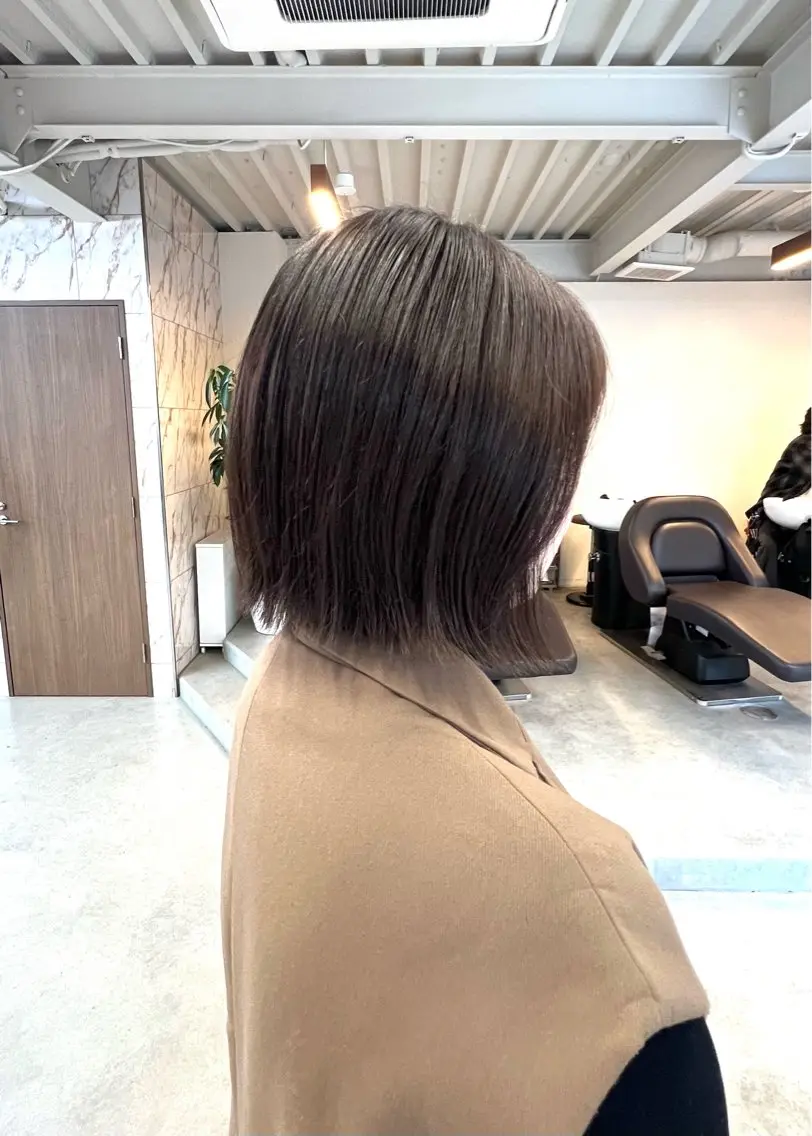 ショート カラー ブラウンカラー グレージュ カット ヘアカラー トリートメント 王子田 隼のヘアスタイル