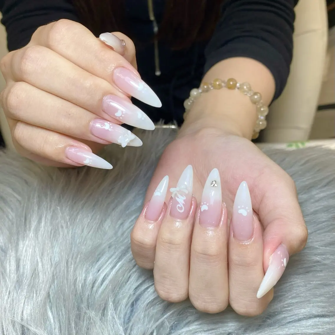 ネイル ハンドネイル ハンドケア Anh Nail 歌舞伎町のネイルデザイン
