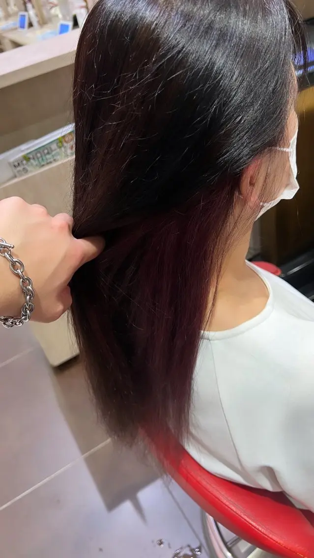 ロング カラー インナーカラー 諸橋 陸斗のヘアスタイル