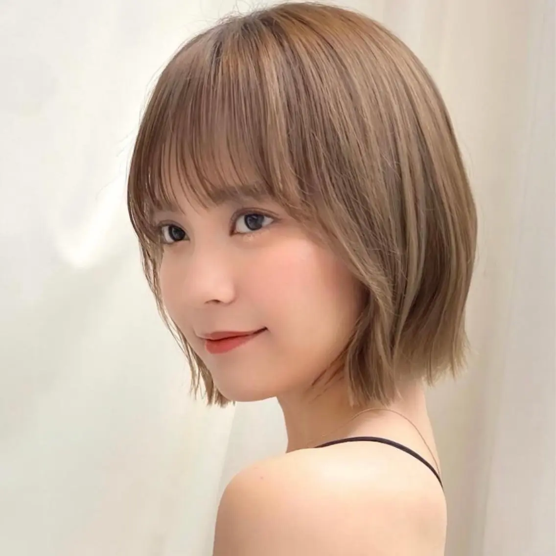 ショート カラー 切りっぱなしボブ ボブ くびれヘア くせ毛 髪質改善 🌹艶ボブの達人🌹 SYOHEIのヘアスタイル