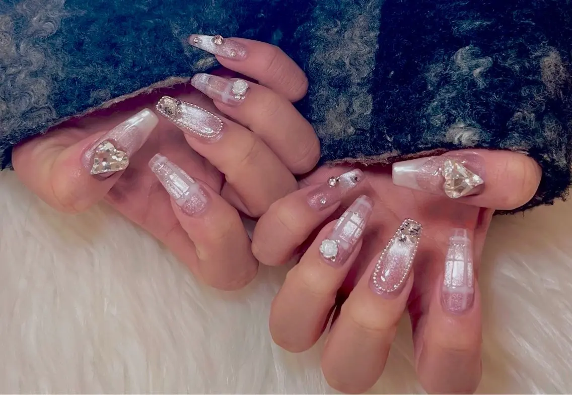 ネイル マグネットネイル ハンドネイル FLY Nail Salonのネイルデザイン