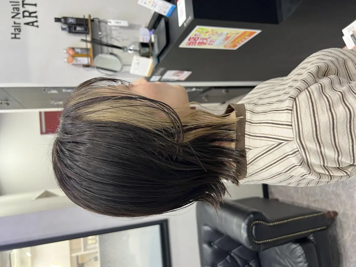 カラー インナーカラー 多田 遥香のヘアスタイル
