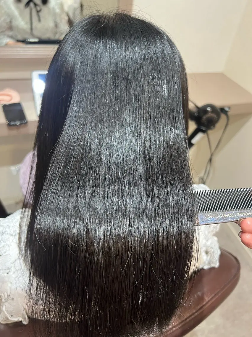 ミディアム カット ヘアカラー トリートメント 井上 美春のヘアスタイル