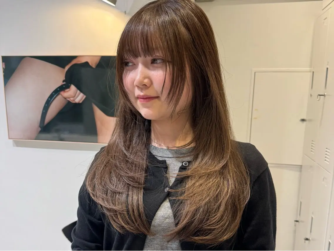 ロング カット ヘアカラー トリートメント レイヤーカット 鈴木駿介のヘアスタイル