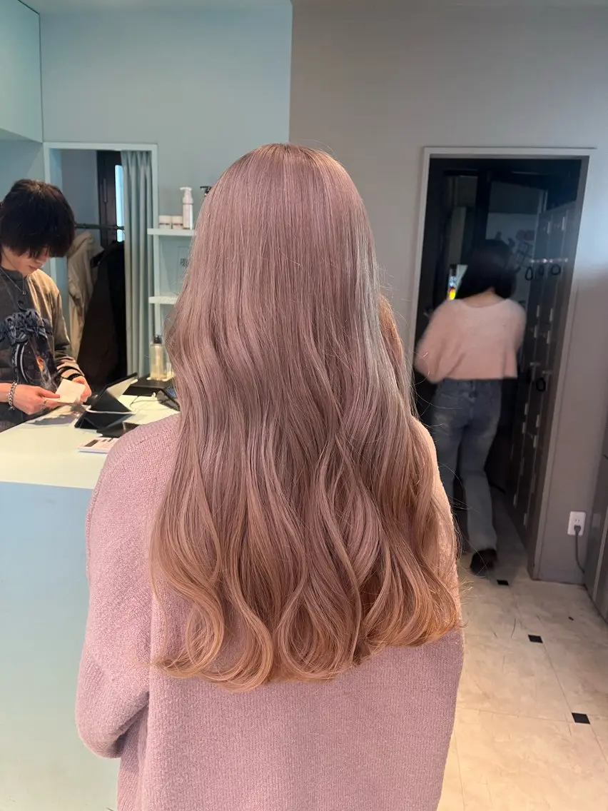 ロング カラー ヘアカラー トリートメント ブリーチカラー 🩵MIZUKIのヘアスタイル