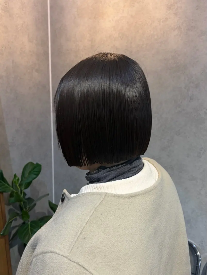 ショート 切りっぱなしボブ ボブ カット トリートメント 暖色カラー/パラッと Bob/モエのヘアスタイル