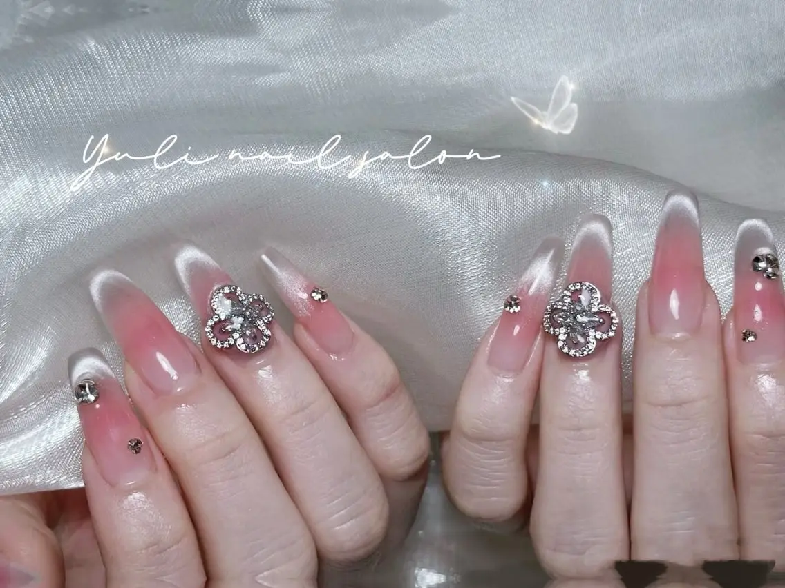 ネイル ハンドネイル 🎀YULI_ Nail 🎀新宿店のネイルデザイン
