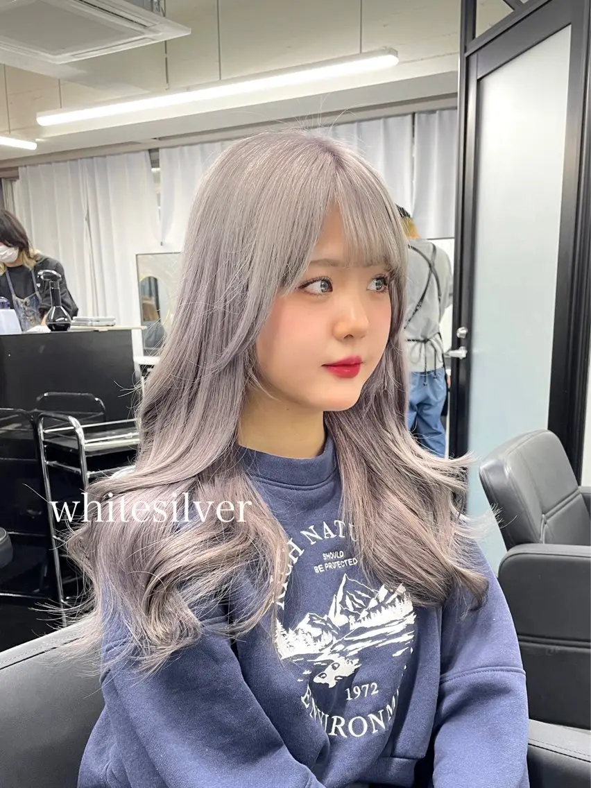 セミロング カラー カット ヘアカラー トリートメント エクステ🩵ブリーチ 韓国ヘア🩵KAEのヘアスタイル