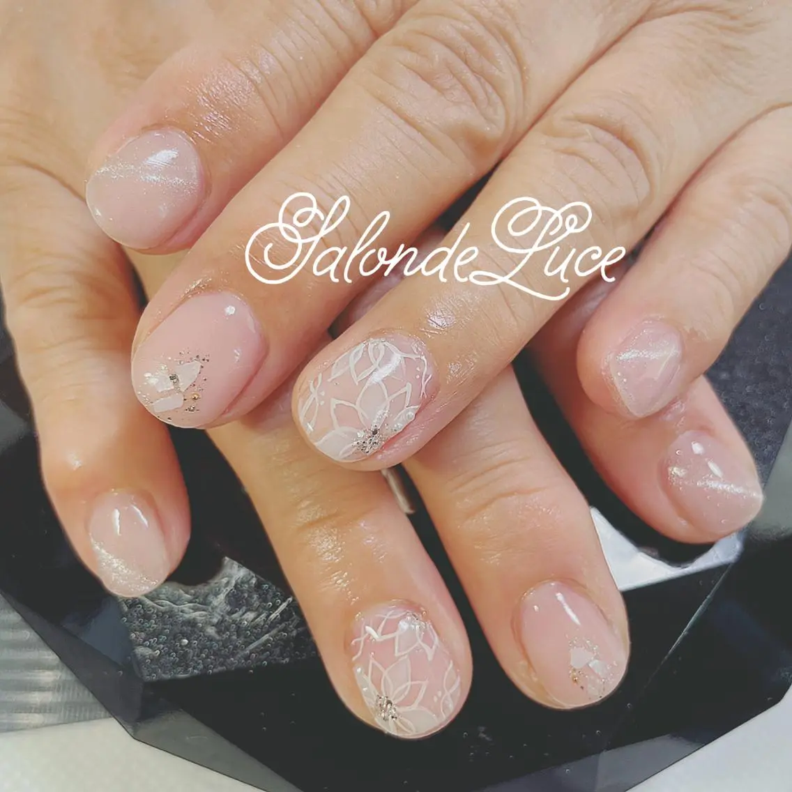 ネイル フラワーネイル マグネットネイル Salon de Luceのネイルデザイン