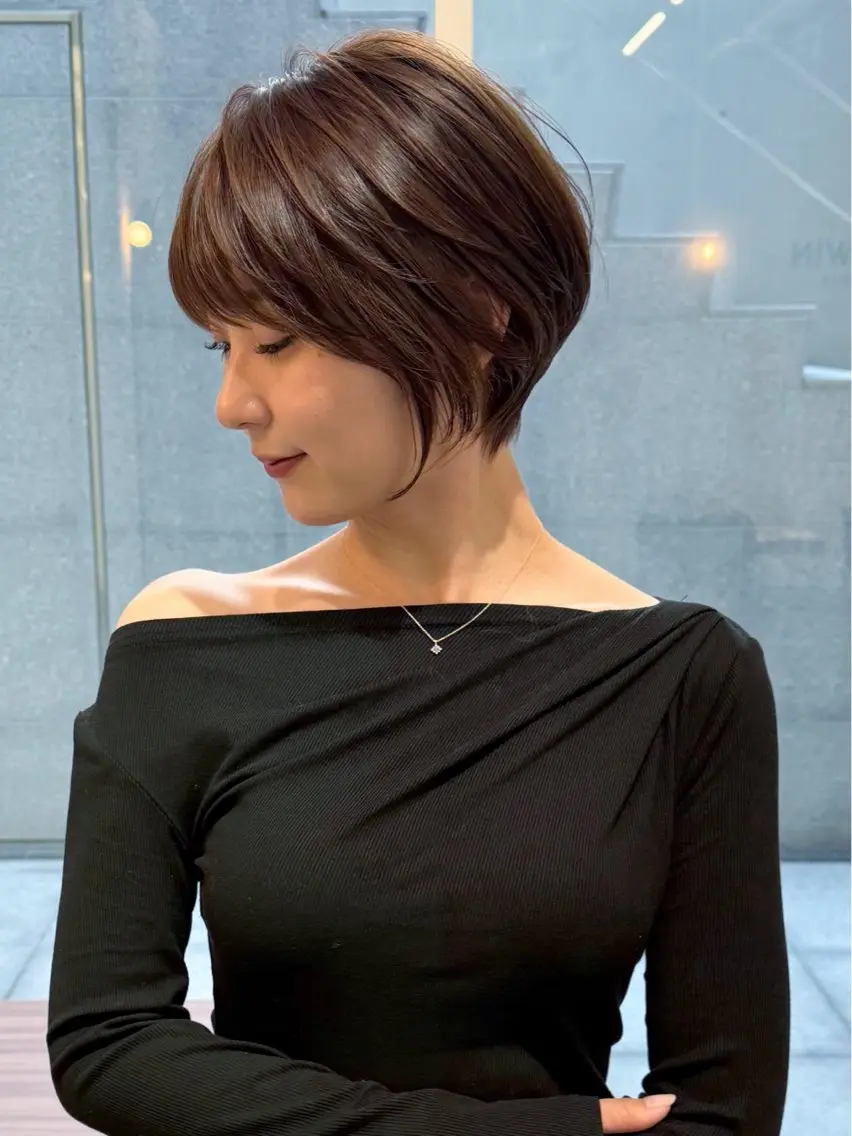ショート くびれヘア ショートヘア 数名限定/似合わ ショート+艶カラー✨のヘアスタイル