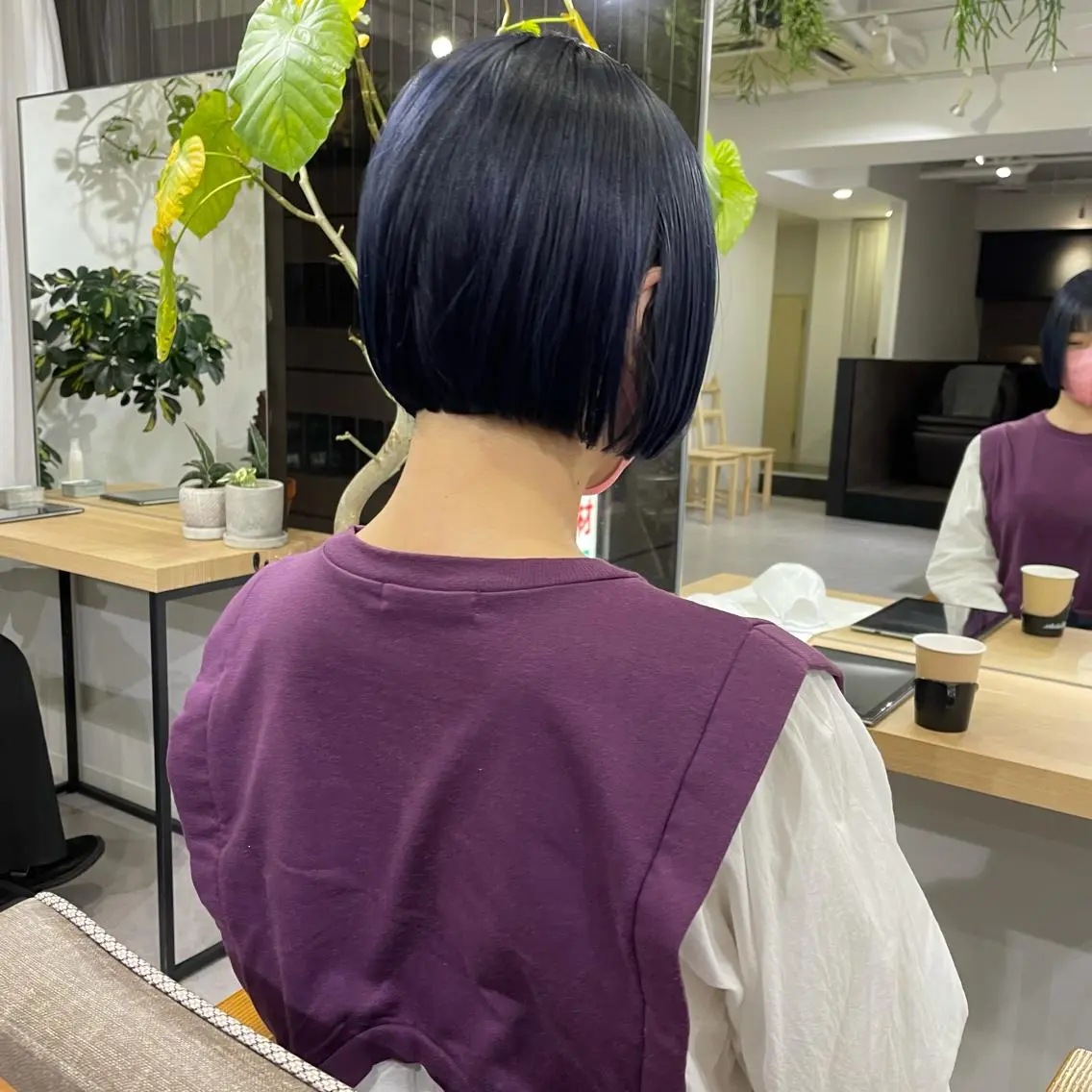 ショート カラー ネイビーカラー ボブ メンズカット メンズパーマのヘアスタイル