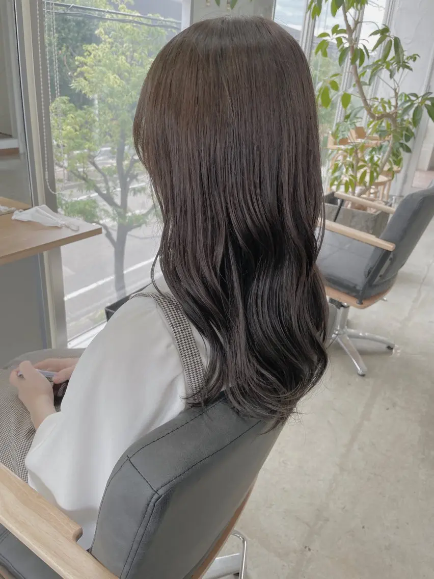 セミロング カラー 髪質改善とカラー特化 ✨Hito.nowaのヘアスタイル