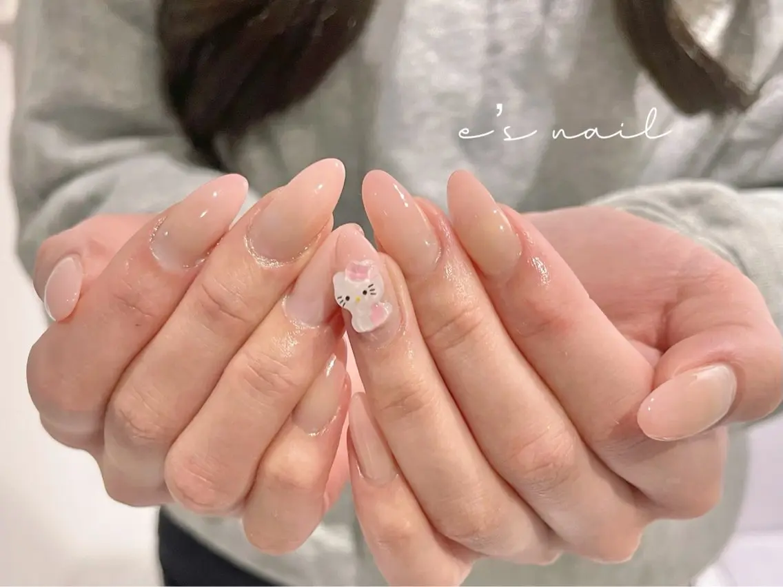 ネイル e’s nail Lumièreのネイルデザイン