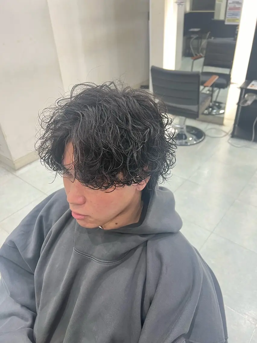 【🉐メンズ限定🉐】カット ✂️+ 波巻きパーマ🌀の写真