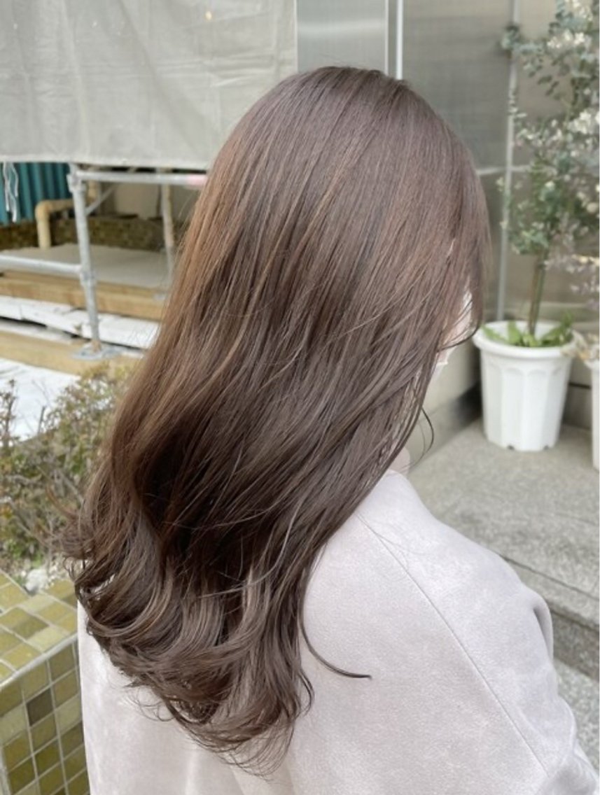 セミロング 透明感カラー 🏖️クウト🏖️のヘアスタイル