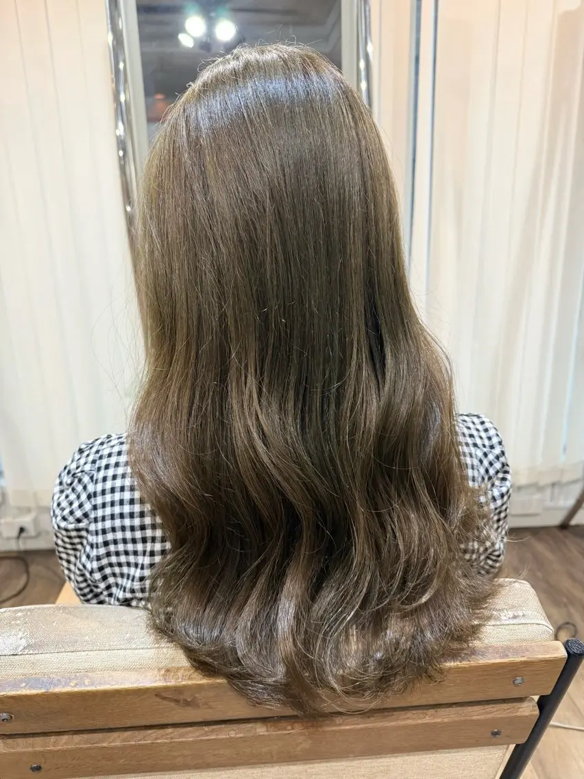 セミロング カラー ヘアアレンジ アッシュ ブリーチ ダブルカラー ブリーチなしカラー オリーブアッシュ カット ヘアカラー トリートメント 👑指名率No.1 👑坂口飛翔のヘアスタイル