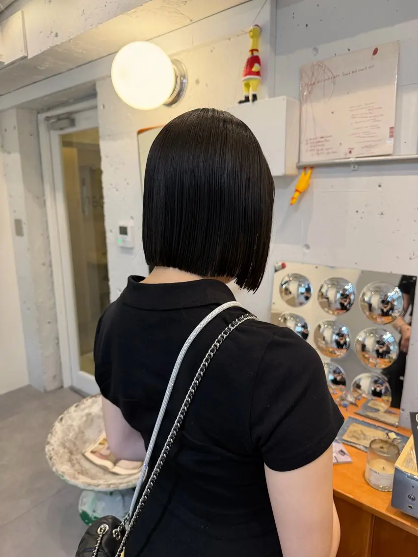 ショート 切りっぱなしボブ ボブ カット 黒田 千晴のヘアスタイル