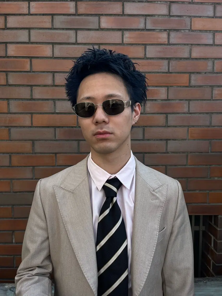 カラー メンズ メンズブリーチ ブリーチ ブルーカラー 野呂 育摩のヘアスタイル