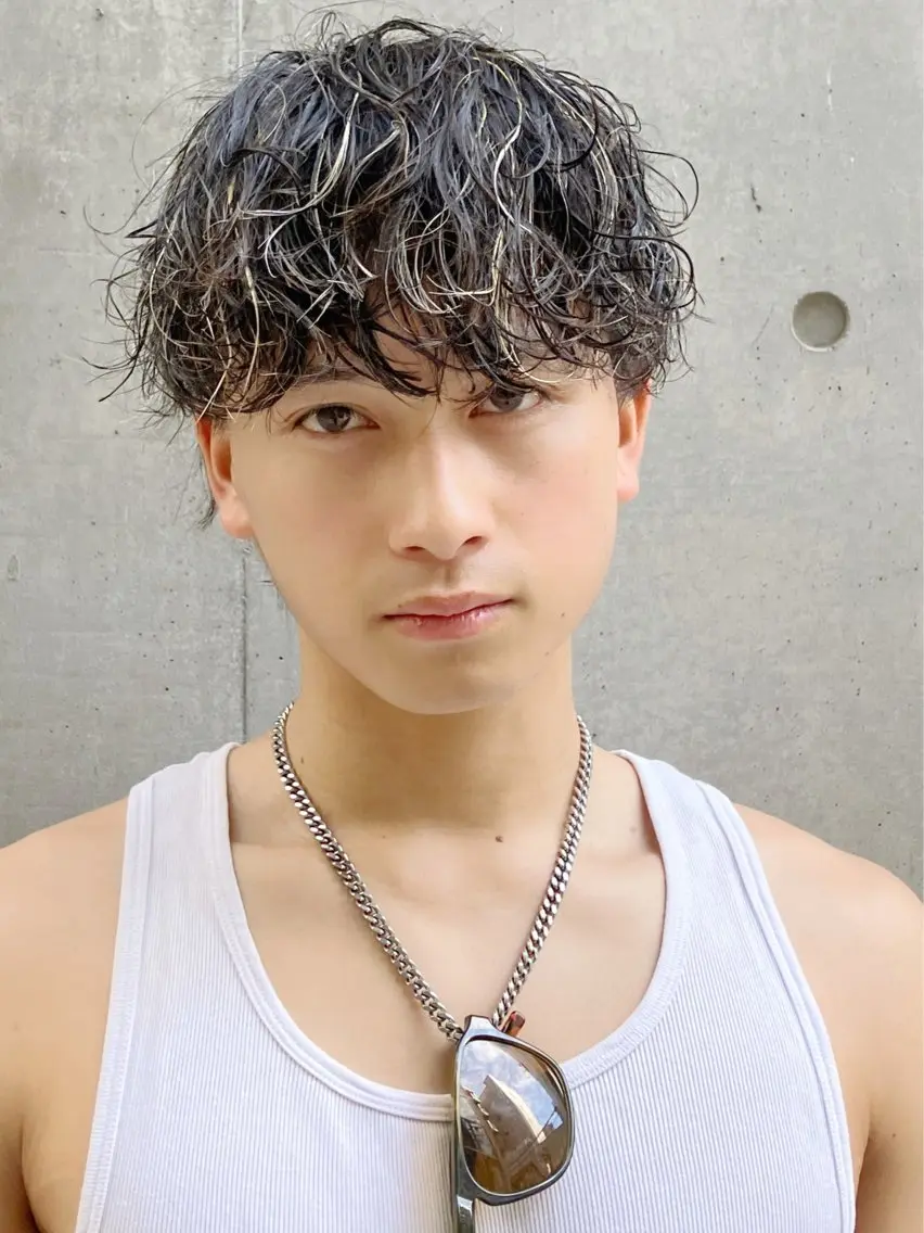 ショート ハイライト ✨垢抜け×大日イオン ×似合わせ井谷拓馬のヘアスタイル