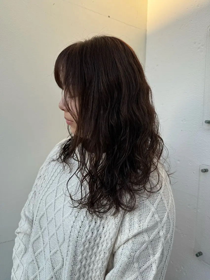 セミロング パーマ セミロングパーマ 暖色カラー・メンズ 🫧Harukaのヘアスタイル