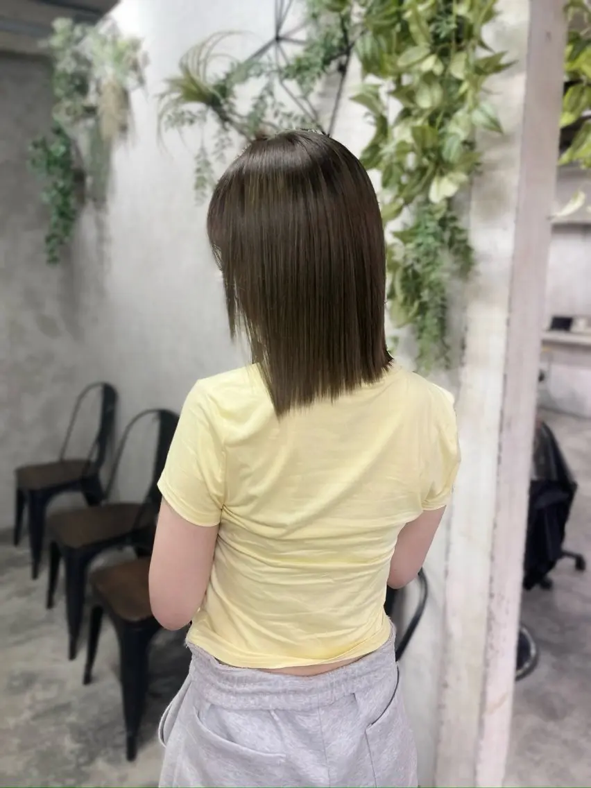セミロング カラー ヘアカラー トリートメント 🎀透明感カラー/ 縮毛矯正/横浜のヘアスタイル