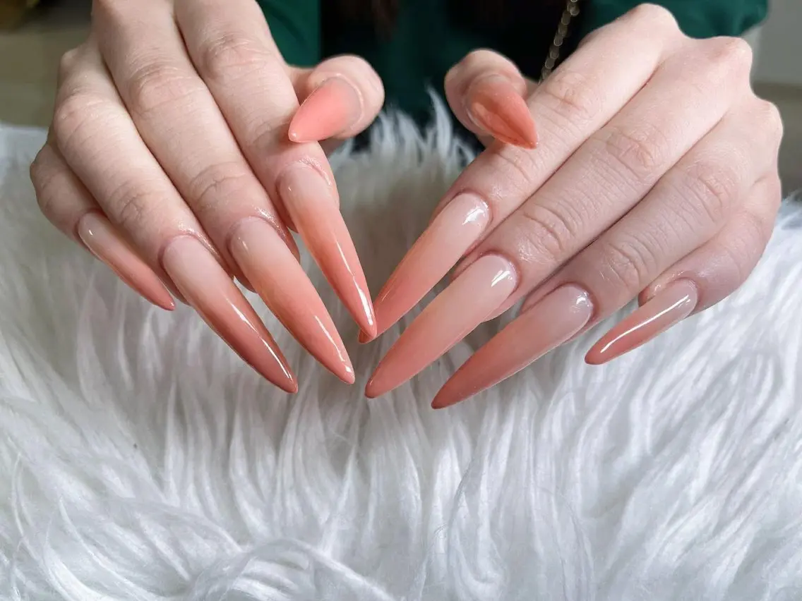 ネイル フレンチネイル ジェルネイル ガーリー 韓国ネイル ロングネイル ハンドネイル NieNail Nezukoのネイルデザイン