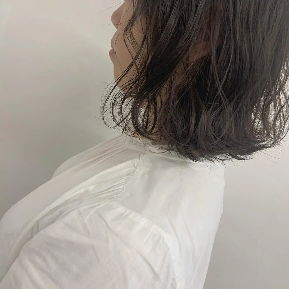 ミディアム カラー アディクシーカラー アッシュ 石井 静のヘアスタイル