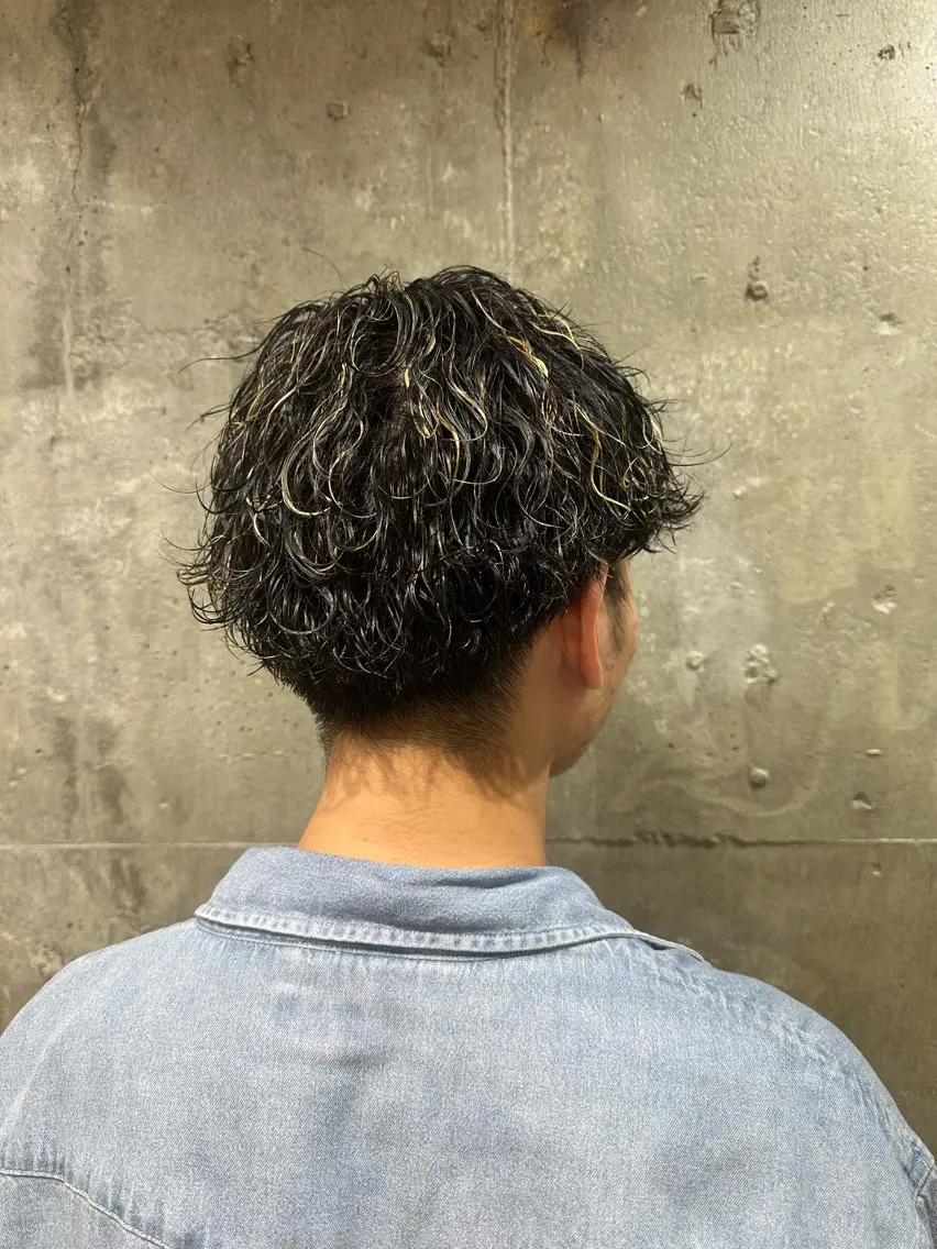 ショート パーマ メンズ メンズパーマ 波巻きパーマ メンズ専門 Ryukiのヘアスタイル