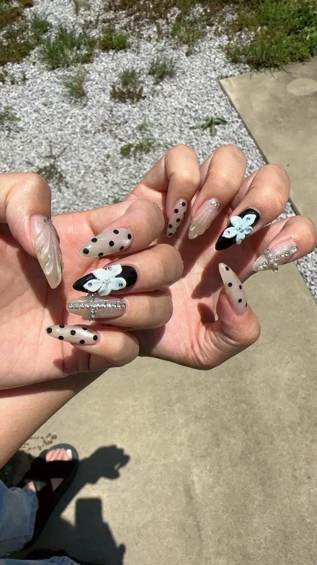 ネイル フラワーネイル ハンドネイル nail salon OnRのネイルデザイン