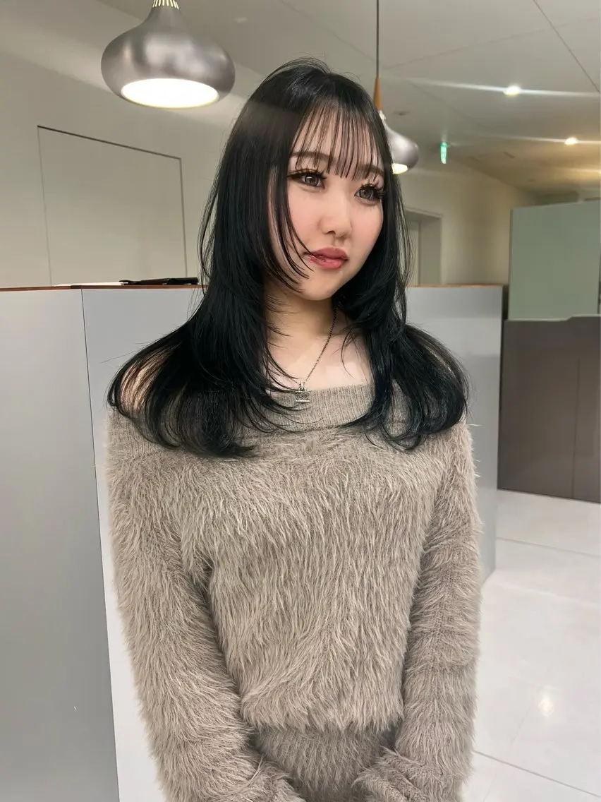 セミロング 顔まわりカット/透け カラー/Memi🎀のヘアスタイル