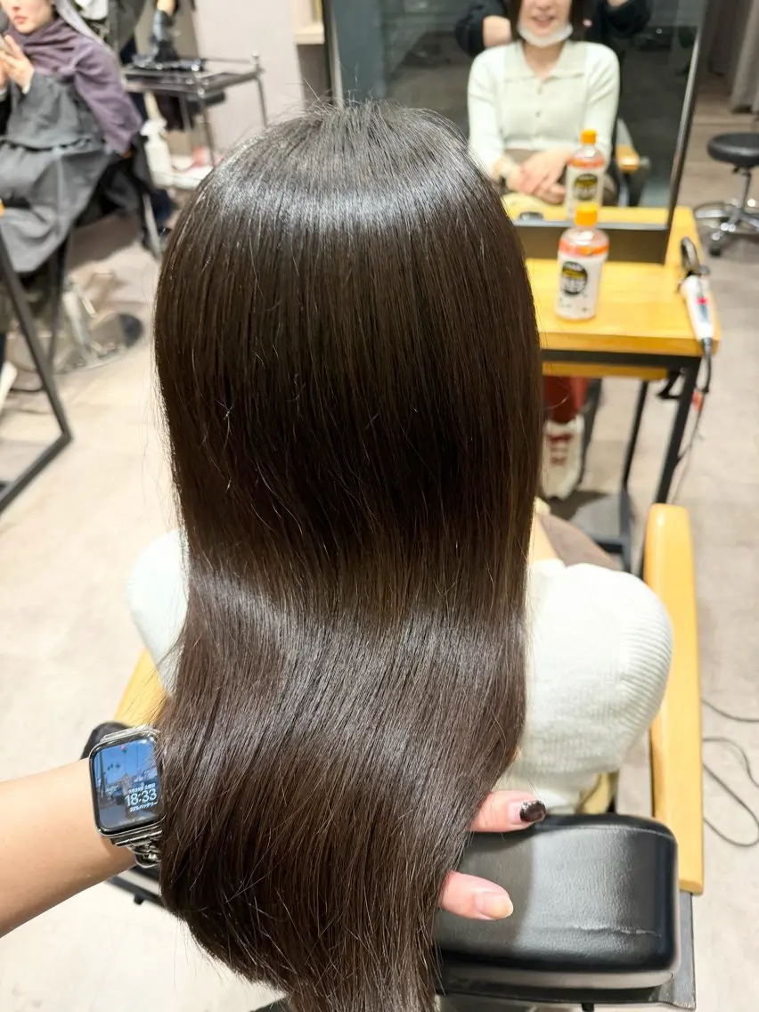 ミディアム カラー カット ヘアカラー 佐藤史哉＊ 韓国レイヤー赤み除去のヘアスタイル