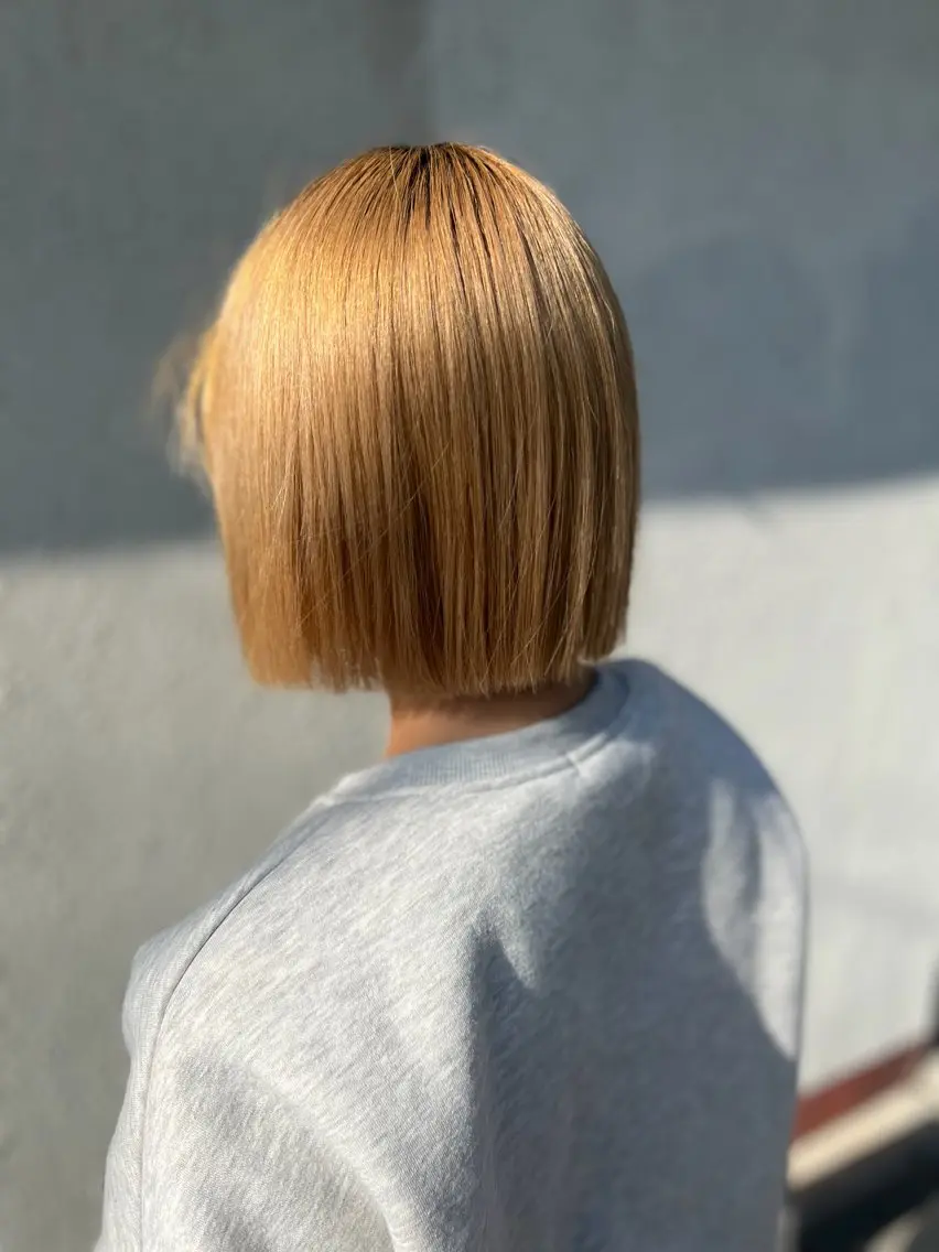 【5月限定🈹】ブリーチ】🌟前髪カット+ブリーチ+オンカラー+ダメージ補修トリートメントの写真
