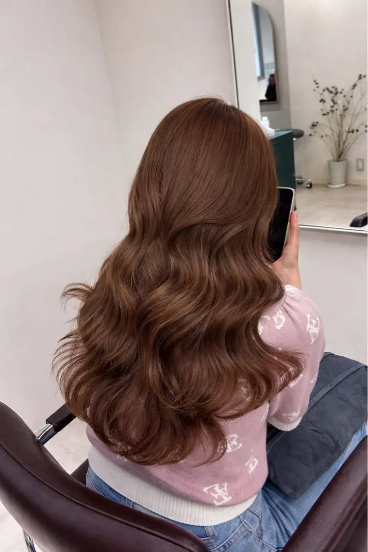ロング カラー ベージュカラー 透明感カラー レイヤーカット トリートメント 酸熱トリートメント カット ヘアカラー トリートメント ヘアセット 盛れる艶カラー× レイヤーカット/咲来のヘアスタイル