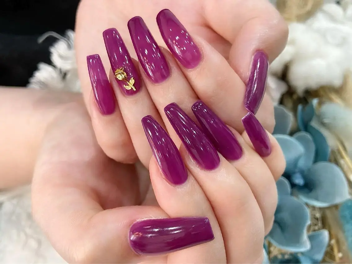 ネイル nailsalon Mirrorのネイルデザイン