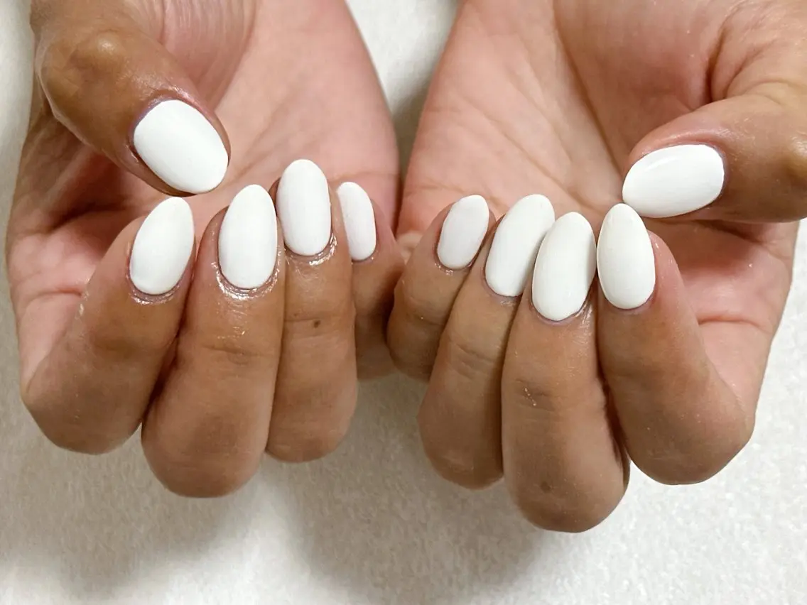 ネイル オーロラネイル フットネイル フレンチネイル ジェルネイル マグネットネイル ハンドネイル mogunail &blowのネイルデザイン