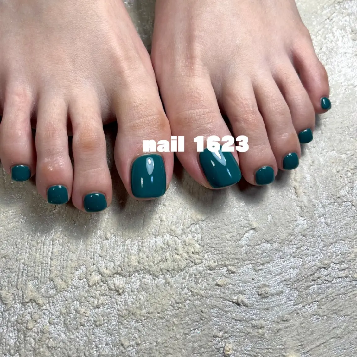 〔オフ無料〕  foot ワンカラーの写真