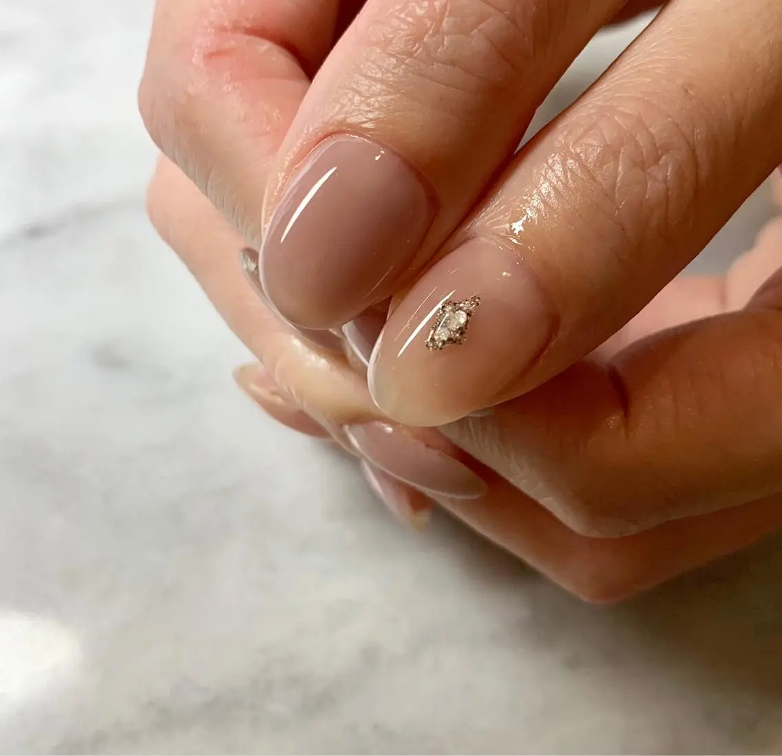 ネイル ジェルネイル シンプルネイル EMIKOのネイルデザイン